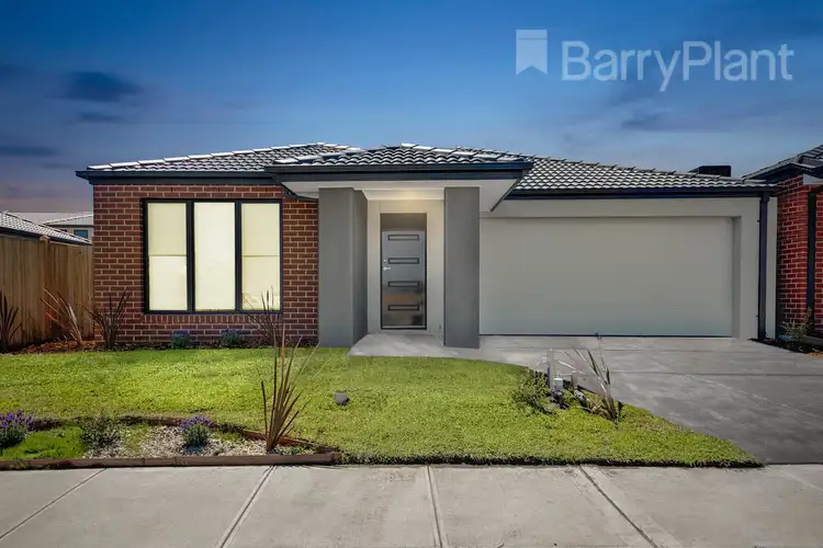 3 Faulkner Drive, Officer VIC 3809
