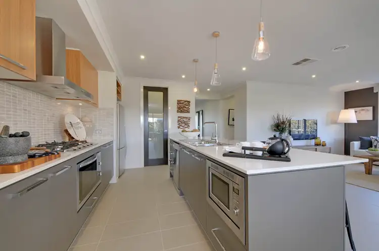 Fifth view of Homely house listing, 7 Bowral Way, Traralgon VIC 3844