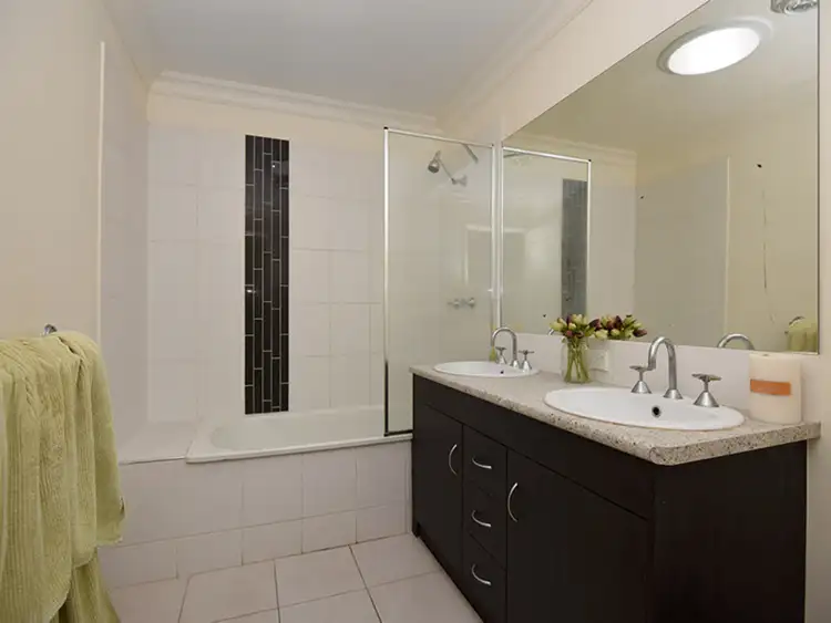 Fifth view of Homely unit listing, 2/10 Horton Street, East Toowoomba QLD 4350