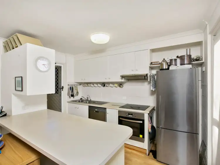 Fifth view of Homely semi-detached listing, 6/2 Kilpatrick Court, Highland Park QLD 4211