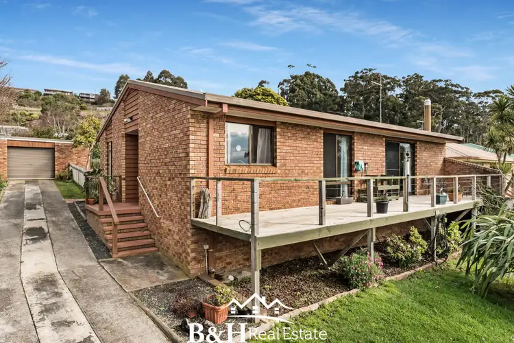 43 Westland Drive, West Ulverstone TAS 7315