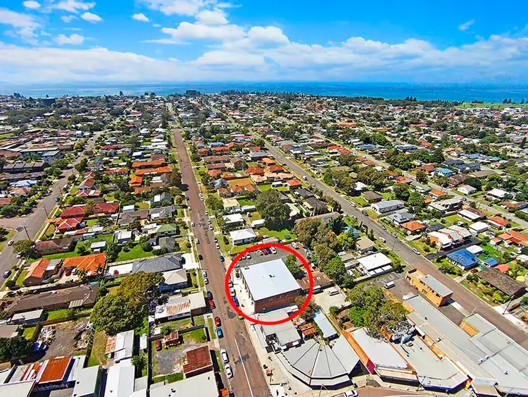 Fifth view of Homely unit listing, 6 & 7/13-15 Thompson Street, Long Jetty NSW 2261