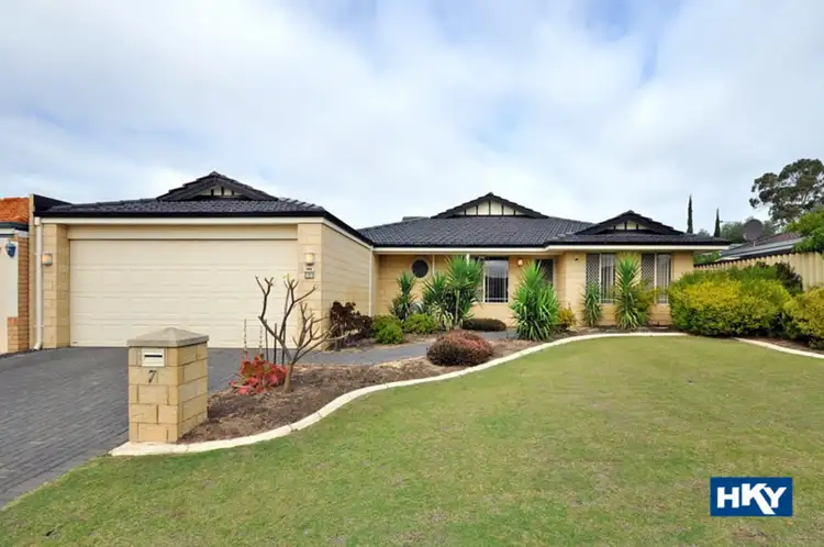 7 Spoonbill Pass, Bennett Springs WA 6063