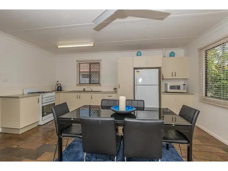 4 Andrews Court, Kirwan QLD 4817