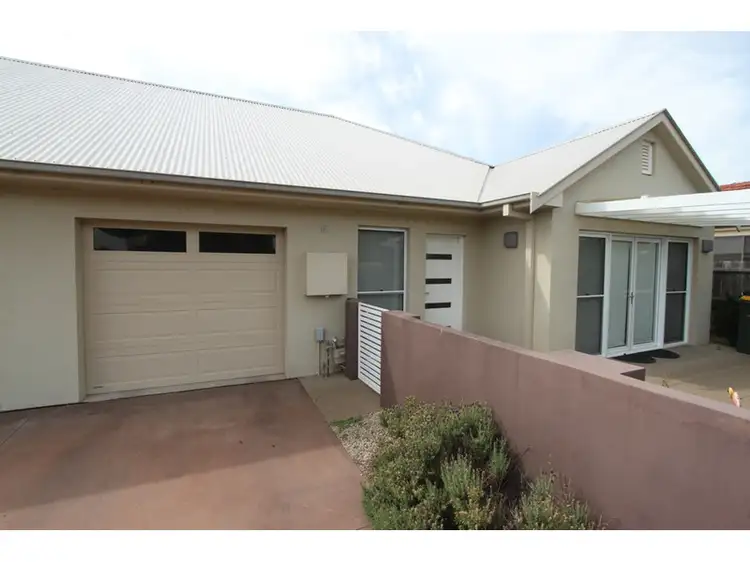 16 Rankin Street, Bathurst NSW 2795