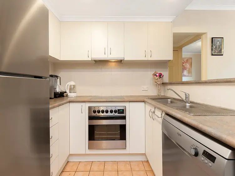 Second view of Homely unit listing, 8/127 Macquarie Street, St Lucia QLD 4067