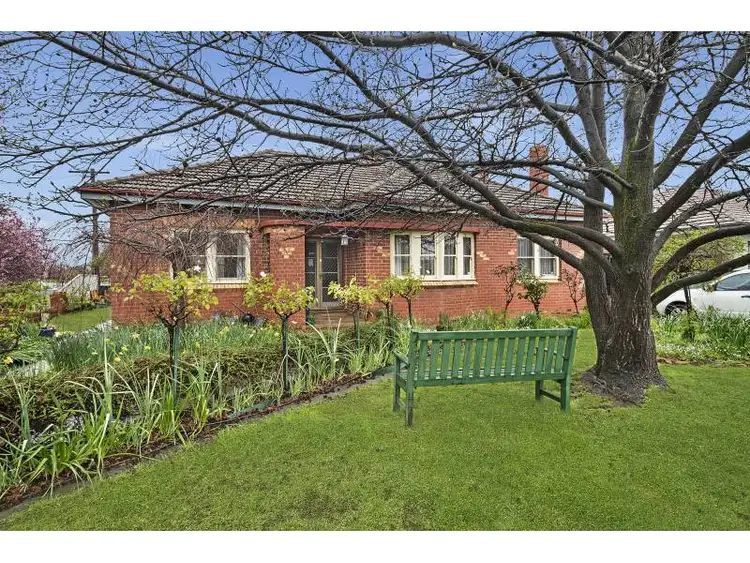 8 Carter Street, Flora Hill VIC 3550