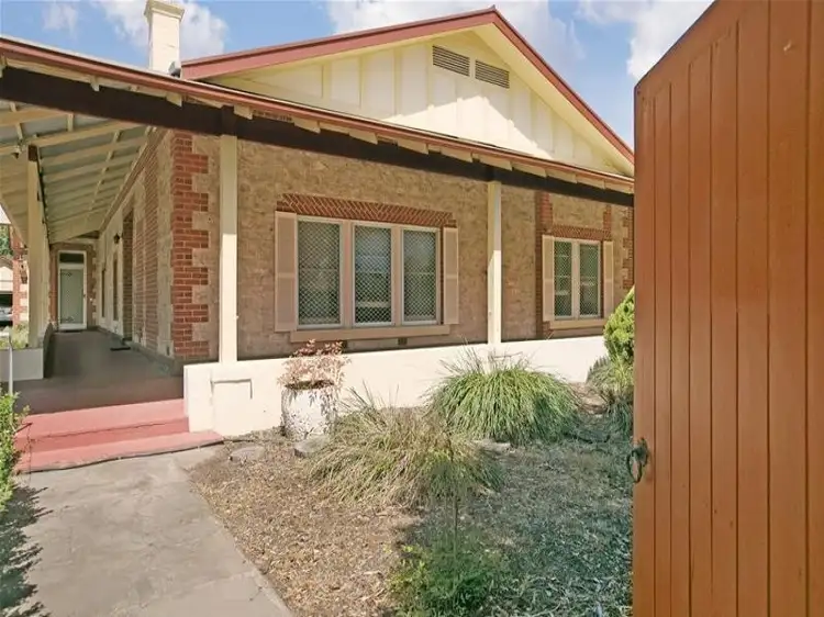 26 Moseley Street, Glenelg SA 5045