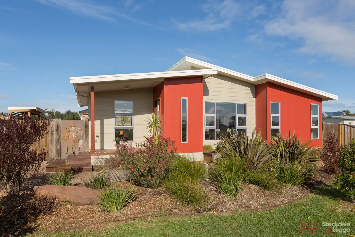 Main view of Homely house listing, 8 Castlecombe Circuit, Cowes VIC 3922