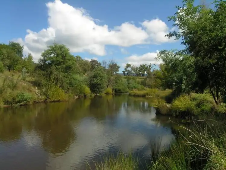 Second view of Homely rural property listing, 7 Brosnans Track, Jamieson VIC 3723