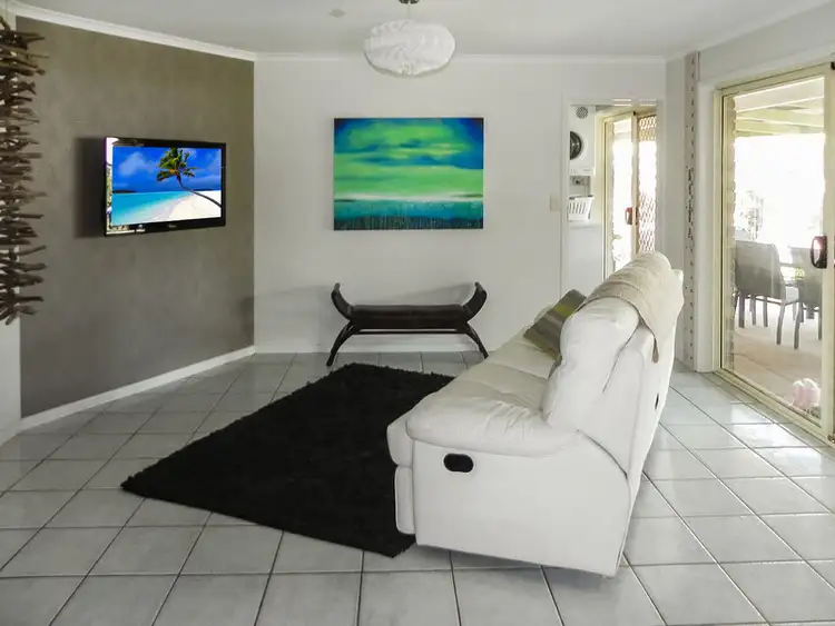 Fifth view of Homely house listing, 8 Ninderry Close, Battery Hill QLD 4551