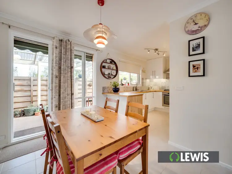 Fifth view of Homely villa listing, 7 Casuarina Court, Pascoe Vale VIC 3044