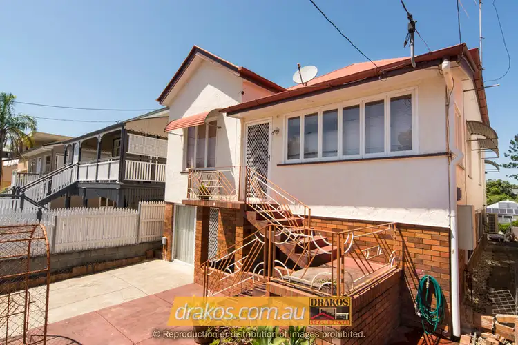 30 Brighton Road, Highgate Hill QLD 4101