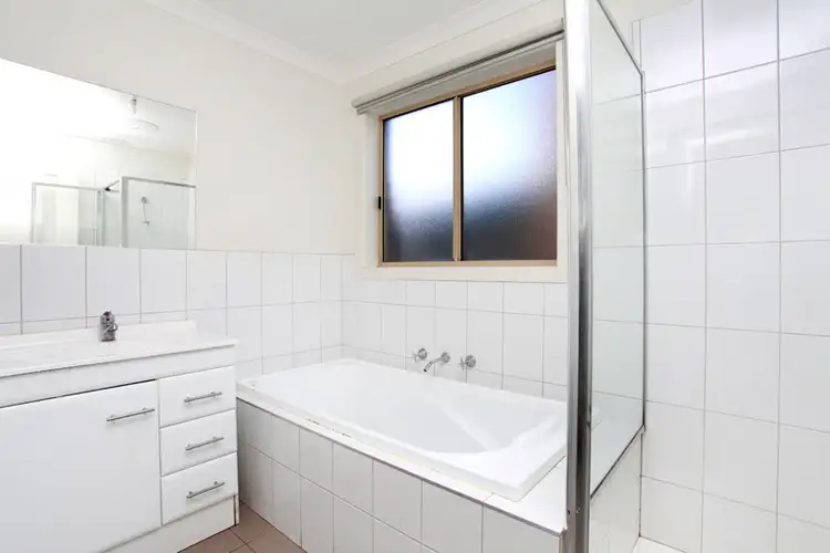 Sixth view of Homely house listing, 2/6 Farnsworth Street, Sunshine VIC 3020