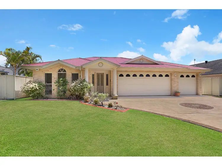 18 Blue Crane Close, Tumbi Umbi NSW 2261