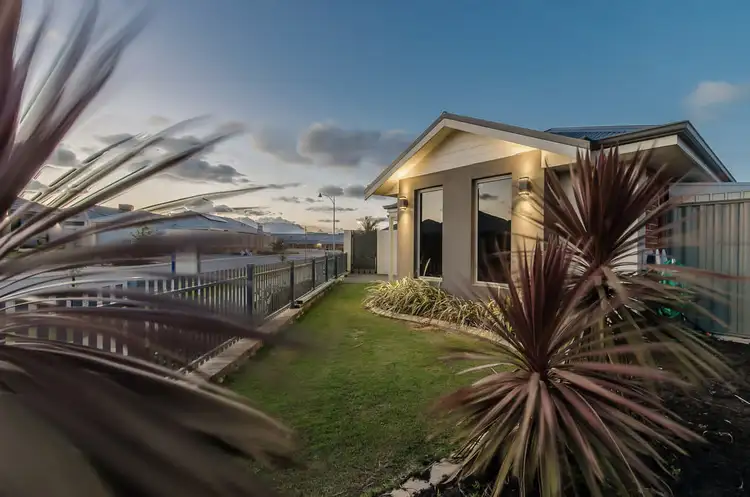 12 Crete Way, Alkimos WA 6038