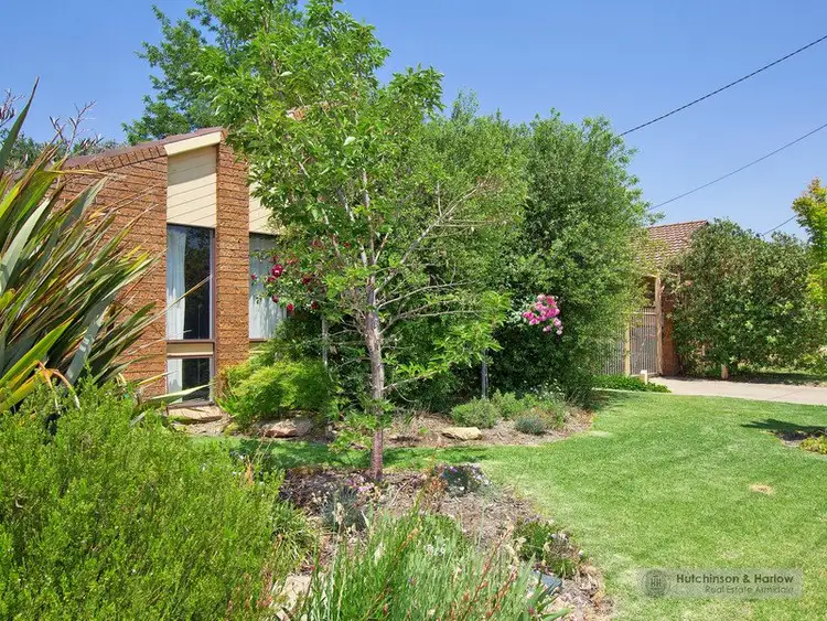 6 Wigan Avenue, Armidale NSW 2350