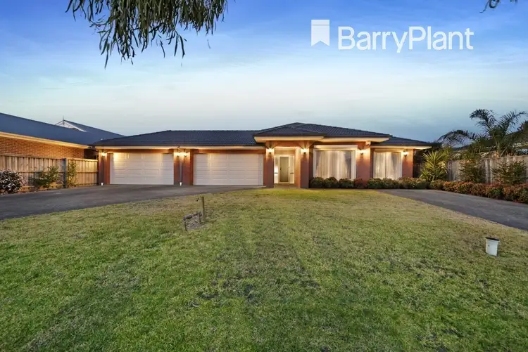 11 Malouf Court, Pakenham VIC 3810