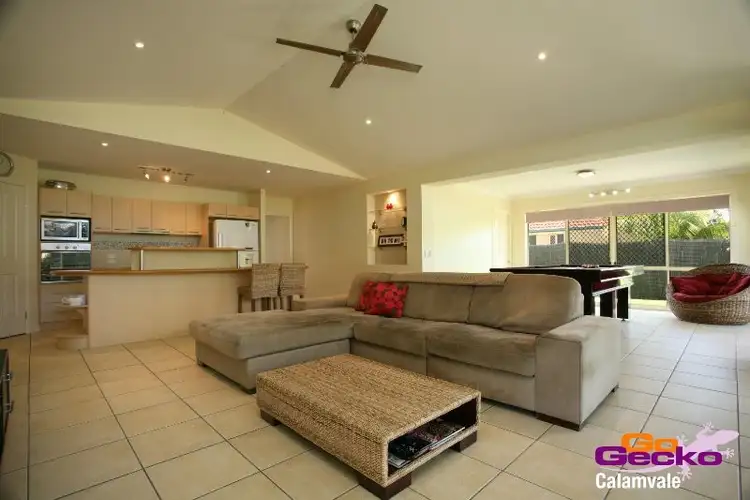 Second view of Homely house listing, 28 Utah Place, Parkinson QLD 4115