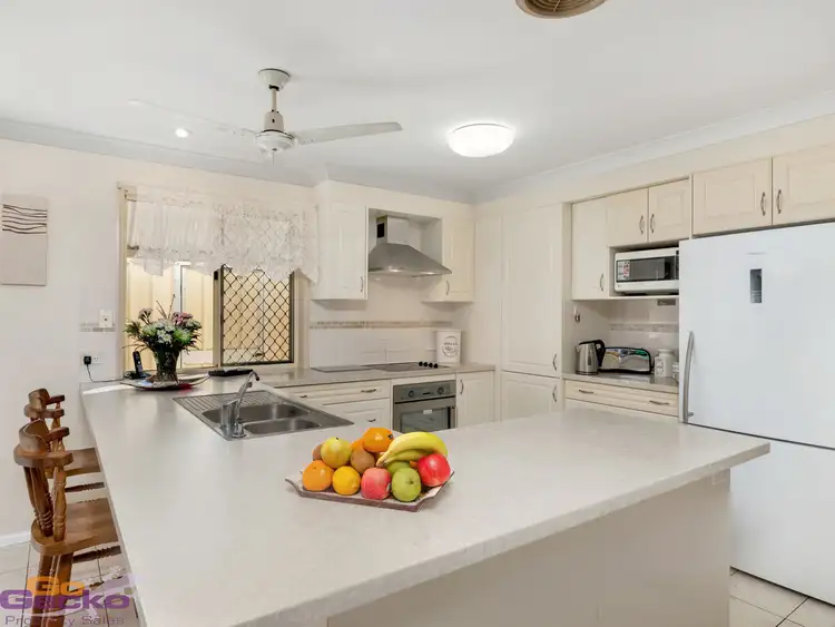 Second view of Homely semi-detached listing, 2/75 Phoenix Avenue, Bongaree QLD 4507