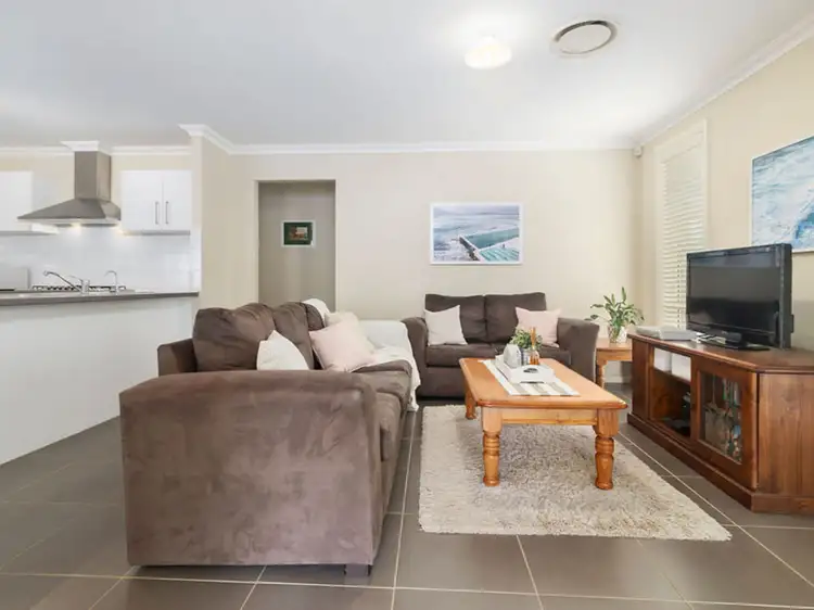 Fifth view of Homely house listing, 2 Ethan Close, Luddenham NSW 2745