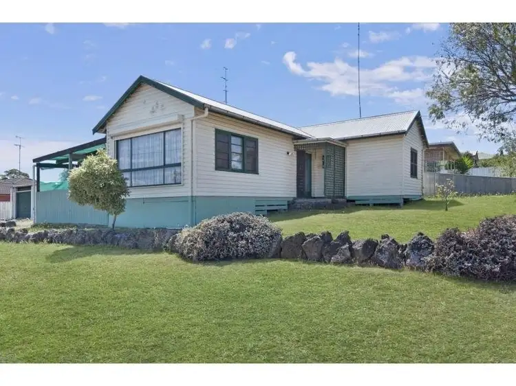 18 Queen Street, Hamilton VIC 3300