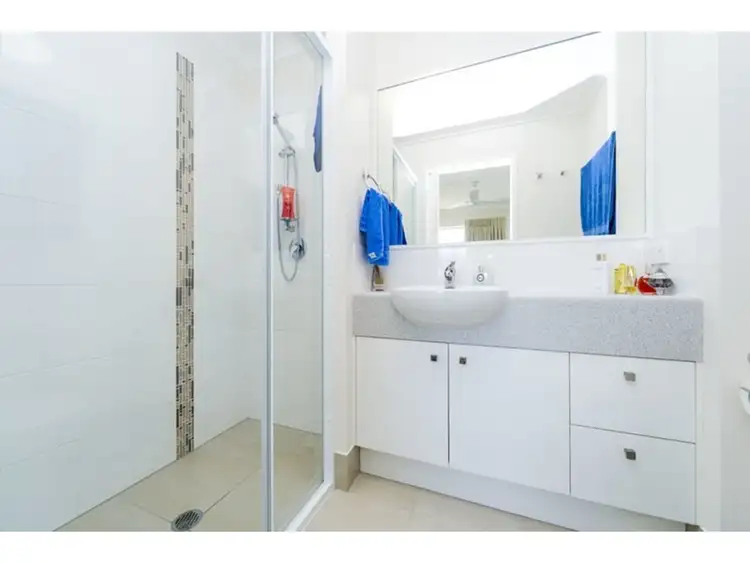 Sixth view of Homely unit listing, 20/8-10 Ahern Street, Labrador QLD 4215