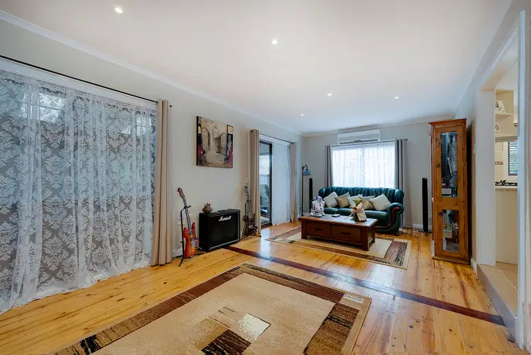 Third view of Homely house listing, 6 Kelsey Court, Craigieburn VIC 3064
