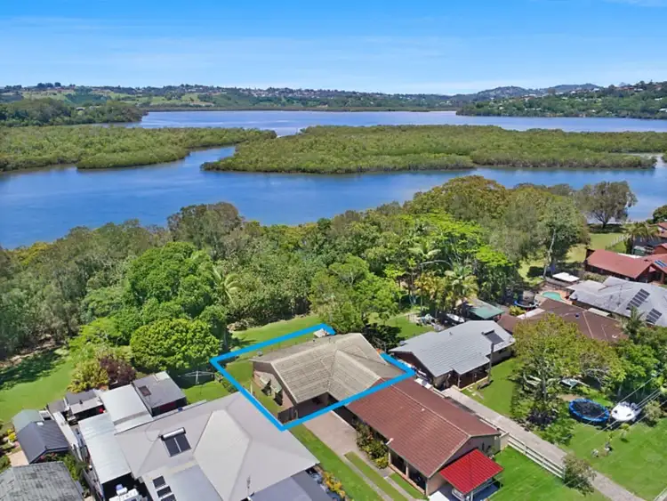 2/145 Sunset Boulevard, Tweed Heads West NSW 2485