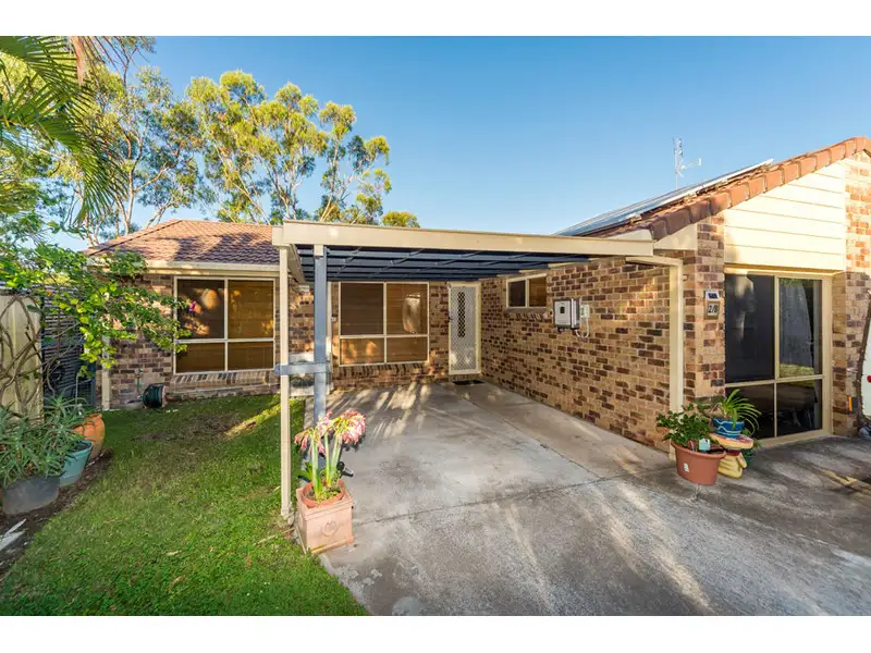 Main view of Homely semi-detached listing, 2/8 Theatre Street, Oxenford QLD 4210