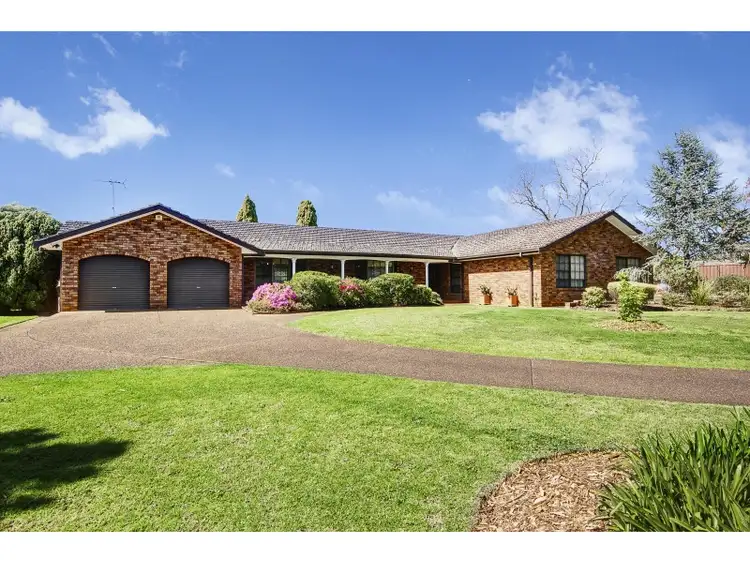 156 Macquarie Grove Road, Kirkham NSW 2570