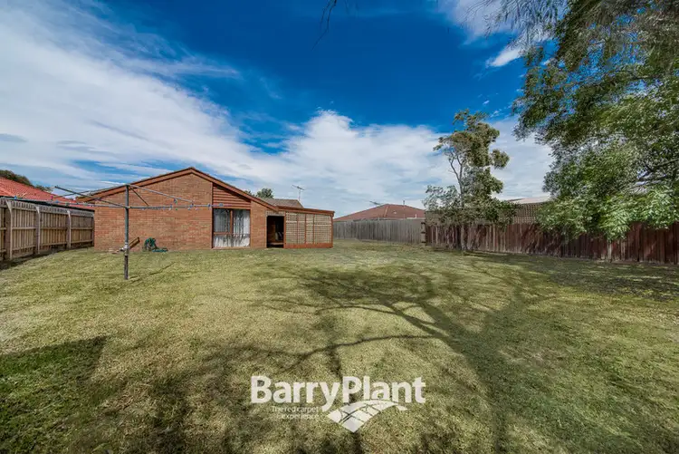 Fourth view of Homely house listing, 5 Tania Court, Pakenham VIC 3810
