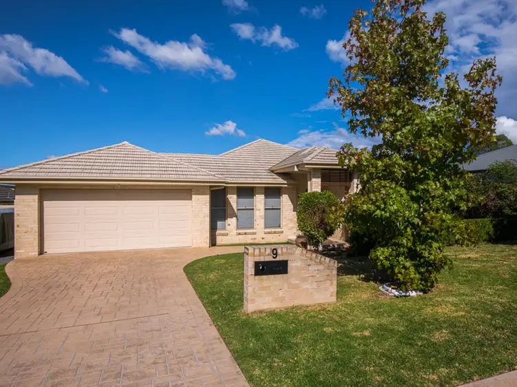 9 Price Parkway, Milton NSW 2538