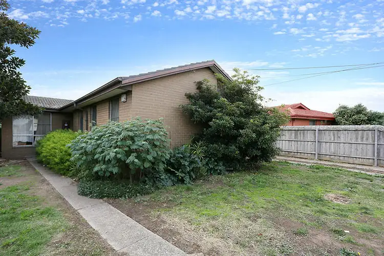 12 Warmington Road, Sunshine West VIC 3020