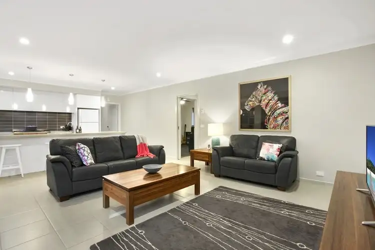 Fifth view of Homely house listing, 10 Barleycorn Bend, Armstrong Creek VIC 3217