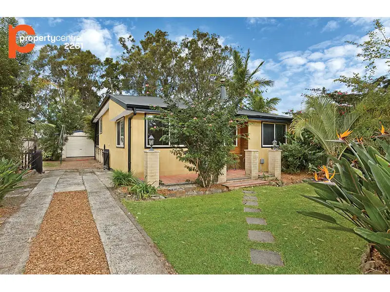 Main view of Homely house listing, 8 Albatross Road, Berkeley Vale NSW 2261