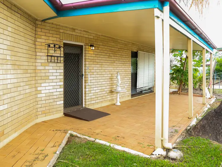 10 Snelling Street, Park Avenue QLD 4701