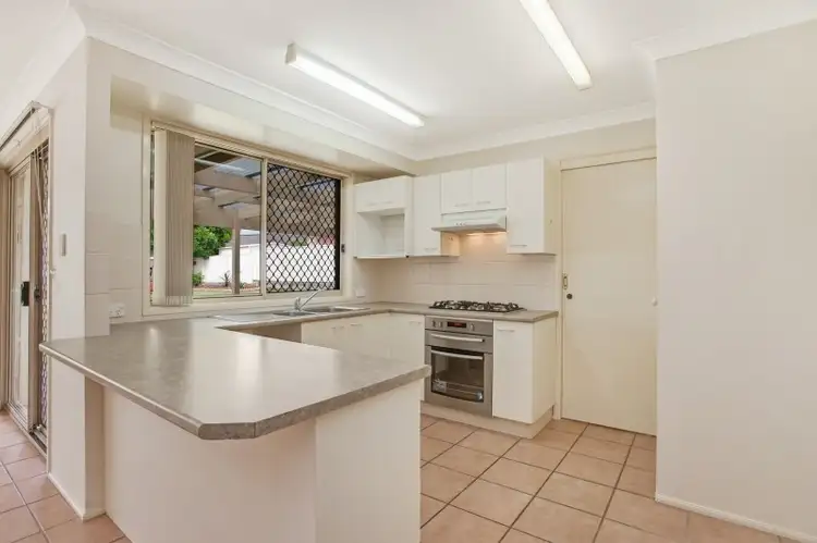 Second view of Homely house listing, 8 Brentwood Terrace, Thornton NSW 2322