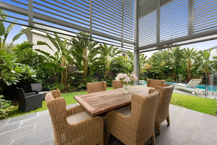 16 Hopetoun Way, New Farm QLD 4005