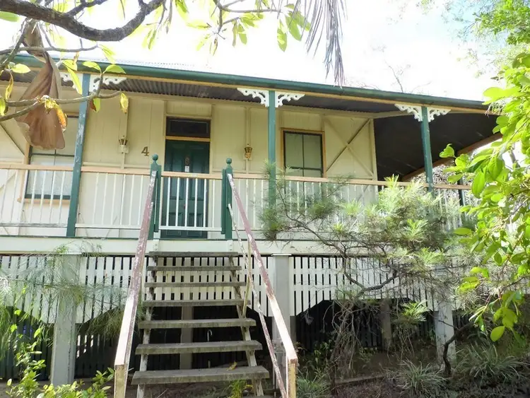 4 Birdwood Street, North Ipswich QLD 4305