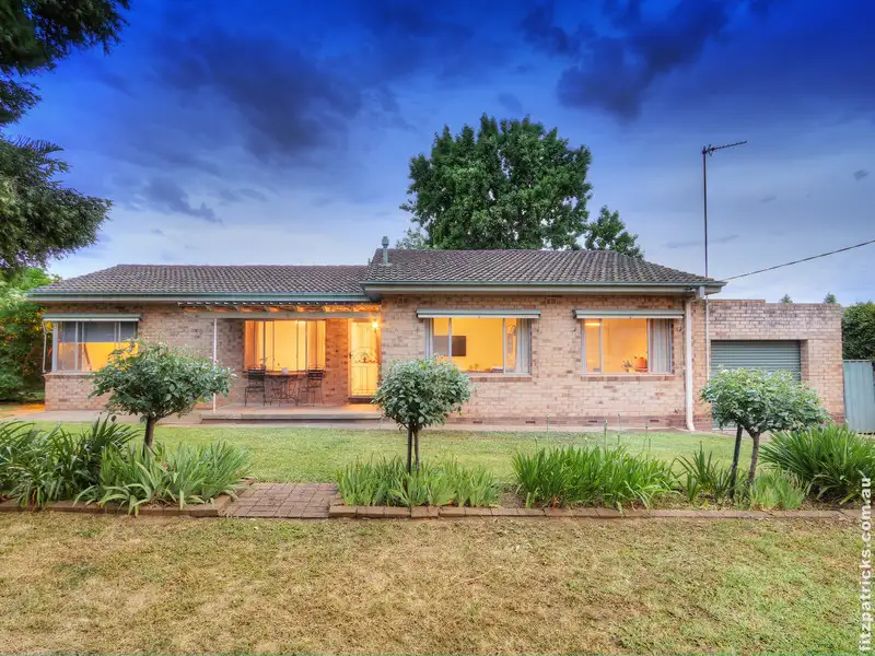 Main view of Homely house listing, 7 White Avenue, Kooringal NSW 2650