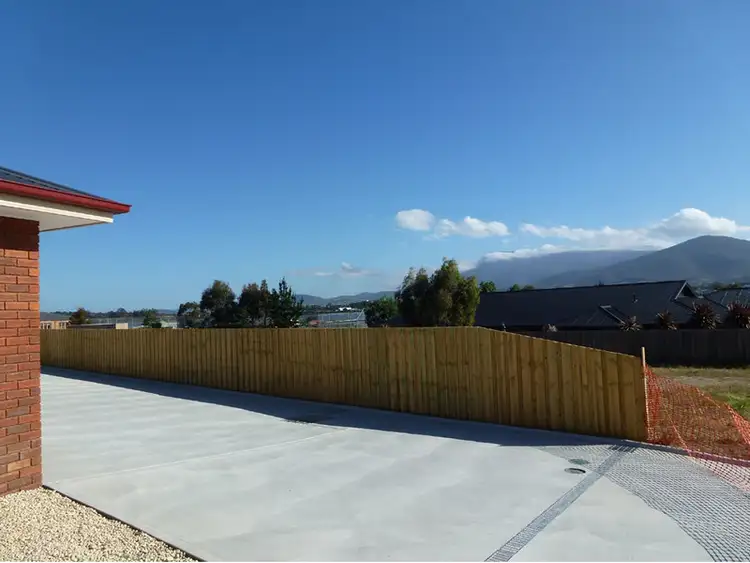 Fifth view of Homely unit listing, 4/24 henty cl, Old Beach TAS 7017
