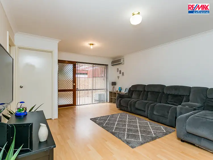 Fifth view of Homely semi-detached listing, 3B Grevillea Place, Heathridge WA 6027