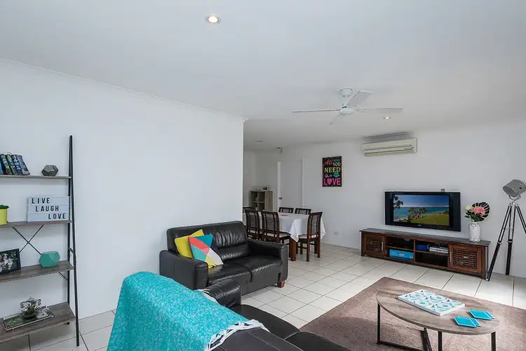 Sixth view of Homely house listing, 9 Issell Place, Highland Park QLD 4211