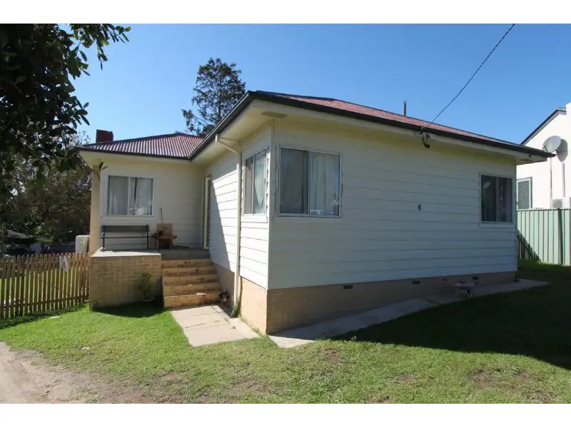 Main view of Homely house listing, 6 Hansard Place, West Bathurst NSW 2795