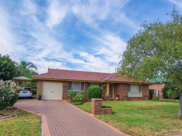 4 Kookaburra Close, Dubbo NSW 2830