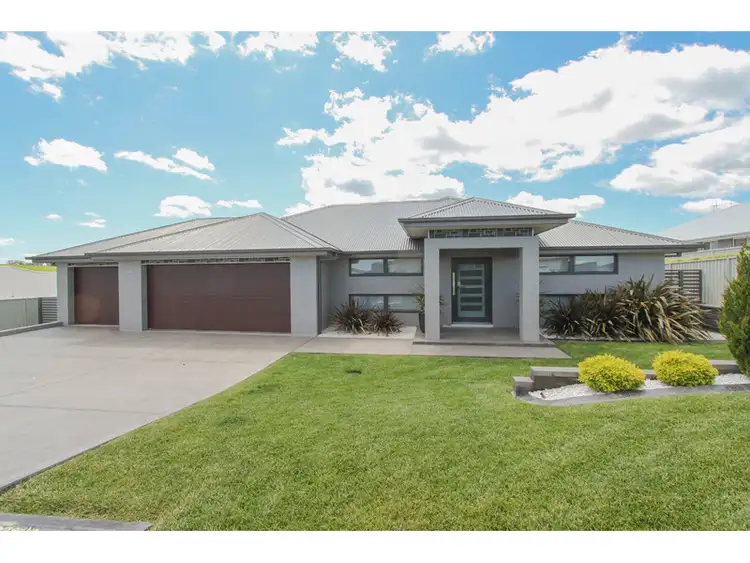 32 Cheviot Drive, Kelso NSW 2795