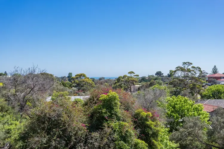Fifth view of Homely house listing, 2 Kanimbla Crt, Rye VIC 3941
