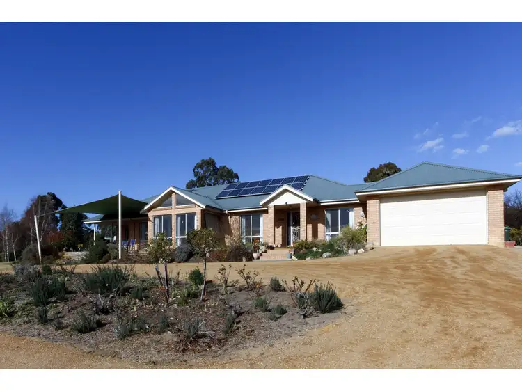 56 William Court, Longford VIC 3851