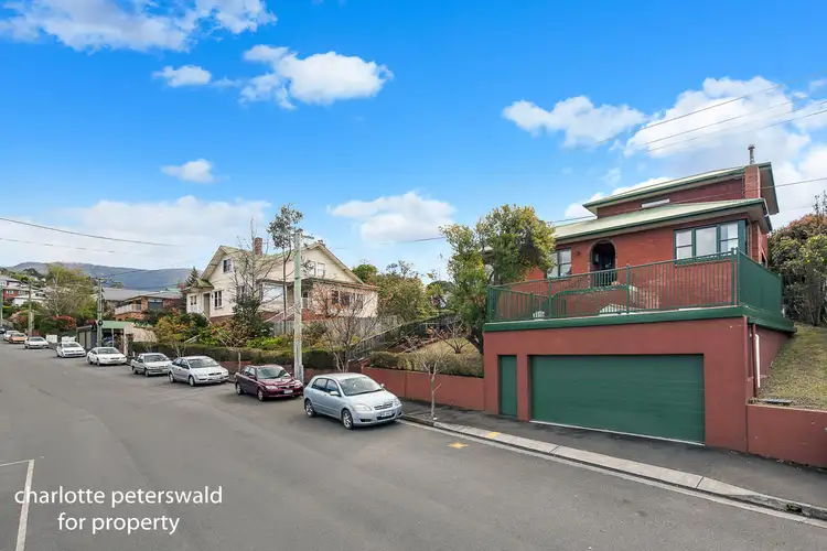 27 Alexander, Sandy Bay TAS 7005